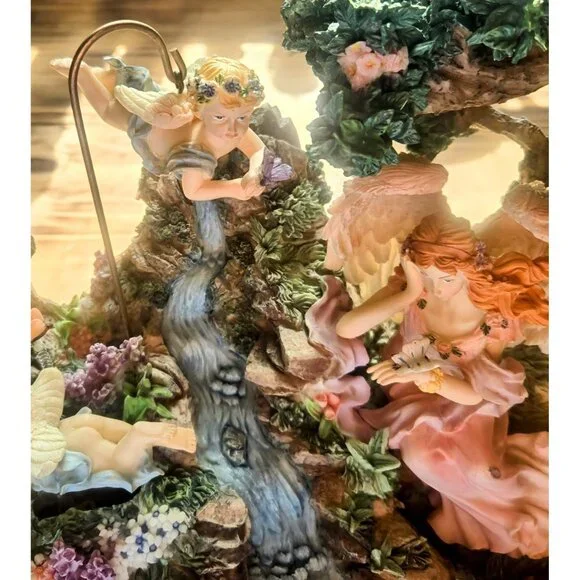 Musical Animated Angels and Cherubs Sculpture Fairy Garden Music Box - Picture 7 of 16